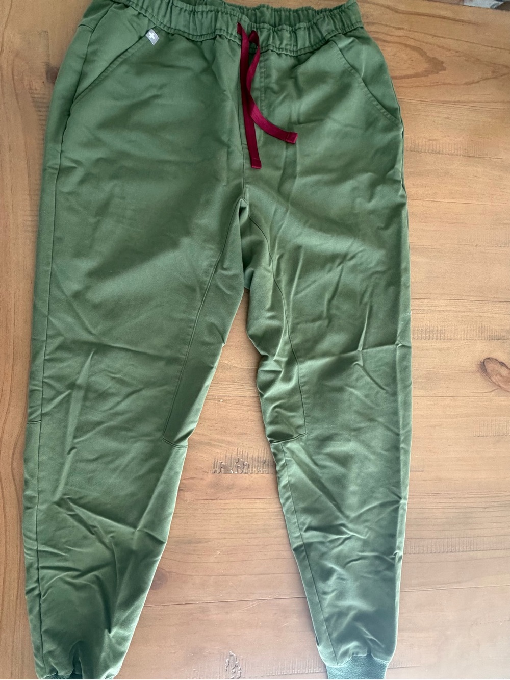 Figs Men’s Tansen Jogger Scrub Pants Limited Ed - Olive Green - Medium
